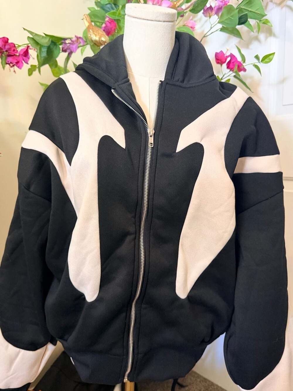 Manfinity Graphic Zip Up Hoodie Size M Black White Streetwear